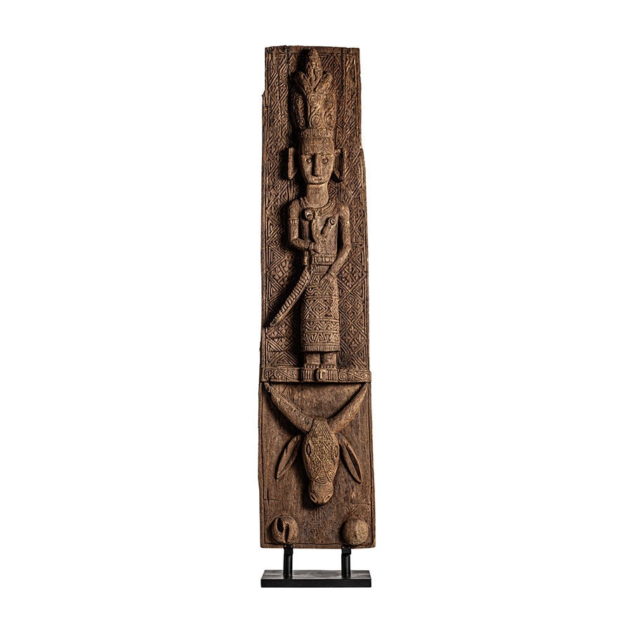 Escultura pie
