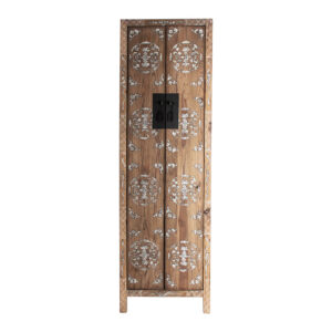 Armario macao de estilo provenzal fabricado en madera de pino reciclado en color marrón.