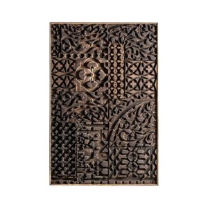 Panel decorativo Kissey de estilo étnico fabricado en madera de mango en color marrón con acabado tallado.