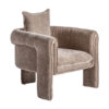 Sillón karka de estilo art deco fabricado en madera de pino en color topo combinado con poliéster y espuma. Producto desenfundable.