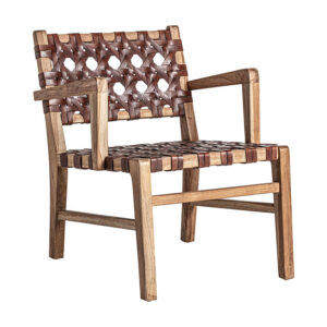 Sillón orbec de estilo contemporáneo fabricado en madera de teka en color marrón combinado con piel.