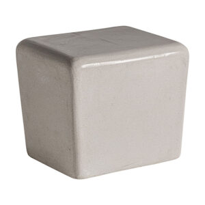 Mesa auxiliar vasto de estilo contemporáneo. Fabricado en piedra en color blanco.