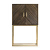 Mueble bar kraj de estilo art deco fabricado en hierro en color marrón combinado con madera de mango en color oro.