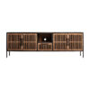Mueble tv Gaffney de estilo industrial fabricado en madera de mango en color marrón combinado con hierro en color natural.