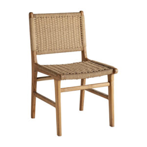 Silla vaduz de estilo colonial fabricado en madera de teka en color marrón combinado con fibra natural.
