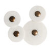 Aplique Elies de estilo art deco fabricado en resina en color blanco combinado con acero en color oro y fibrocemento en color blanco. Producto desmontable.