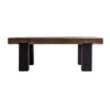 Mesa de centro Tello de estilo colonial fabricado en madera de pino reciclado en color negro en color natural.