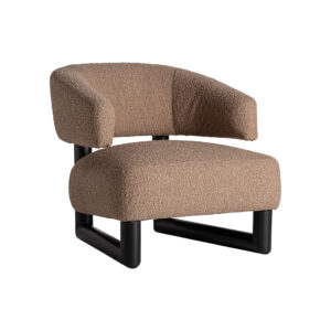 Sillón irvin de estilo contemporáneo fabricado en madera de pino en color negro combinado con poliéster en color marrón y madera de fresno.