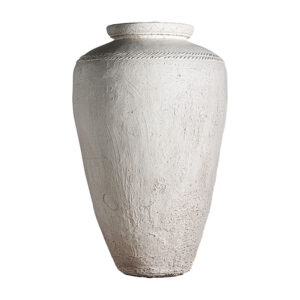 Tinaja mimetiz de estilo colonial fabricado en terracota en color blanco con acabado envejecido.