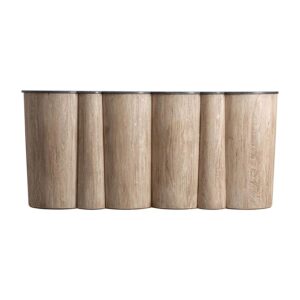 Barra de bar Kleit de estilo contemporáneo fabricado en madera de acacia en color marrón claro combinado con mármol mate en color negro.