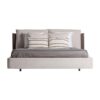 Cama Kioto de estilo contemporáneo fabricado en tela en color beige combinado con tela en color marrón con acabado oscuro y madera de pino en color marrón.