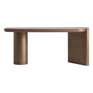 Escritorio Lausana de estilo art deco fabricado en chapa de nogal en color nogal con acabado satinado combinado con madera dm en color marrón con acabado mate y acero inoxidable en color cobre con acabado cepillado. Producto desmontable.