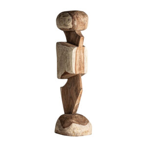 Escultura hasan de estilo contemporáneo fabricado en madera de teka en color tonos en marrón con acabado natural.