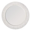Espejo Glashe de estilo nórdico fabricado en cuerda en color blanco combinado con concha en color blanco y espejo.