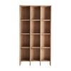 Estanteria Nara de estilo contemporáneo fabricado en madera roble en color marrón.