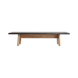 Mesa de centro nara de estilo contemporáneo fabricado en mármol en color negro combinado con madera roble en color marrón claro. Producto desmontable.