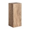 Peana Lux de estilo colonial fabricado en madera de teka reciclada en color marrón.