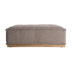 Puff Aspach de estilo contemporáneo fabricado en poliéster en color marrón con acabado jaspeado combinado con madera de pino en color marrón. Compatible con: 36359 58.