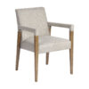 Silla Baena de estilo colonial fabricado en lino en color crema combinado con madera abedul y espuma.