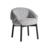 Silla Jacquard de estilo contemporáneo fabricado en madera de olmo en color blanco negro combinado con poliéster en color gris con acabado jaspeado.