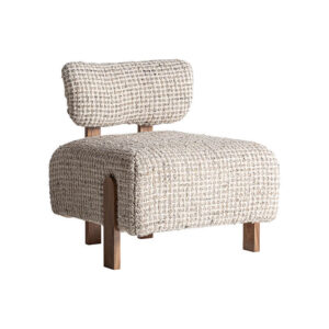 Sillón buhl de estilo art deco fabricado en madera de acacia en color marrón combinado con lana en color beige.