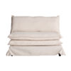Sillón Ospizio de estilo contemporáneo fabricado en madera de pino en color negro combinado con poliéster en color blanco roto y espuma. Tapizado 93% poliéster 7% lino. Producto desmontable desenfundable. Compatible con: 33216.