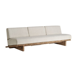 Sofá pure de estilo colonial fabricado en madera de teka reciclada en color crema combinado con polipropileno reciclado. Producto desmontable desenfundable.