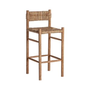 Taburete Voghera de estilo colonial fabricado en madera de teka en color marrón combinado con fibra natural en color marrón.
