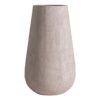 Tinaja Cieza de estilo clásico fabricado en cemento en color gris con acabado mate combinado con fibra de vidrio.