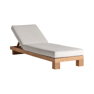 Tumbona testa de estilo colonial fabricado en madera de teka en color marrón combinado con polipropileno reciclado y espuma. Producto desmontable elevable desenfundable.